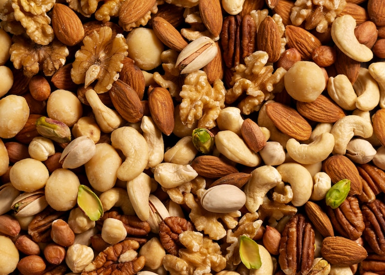 [fpdl.in]_view-of-allergens-commonly-found-in-nuts_23-2150170316_medium.jpg